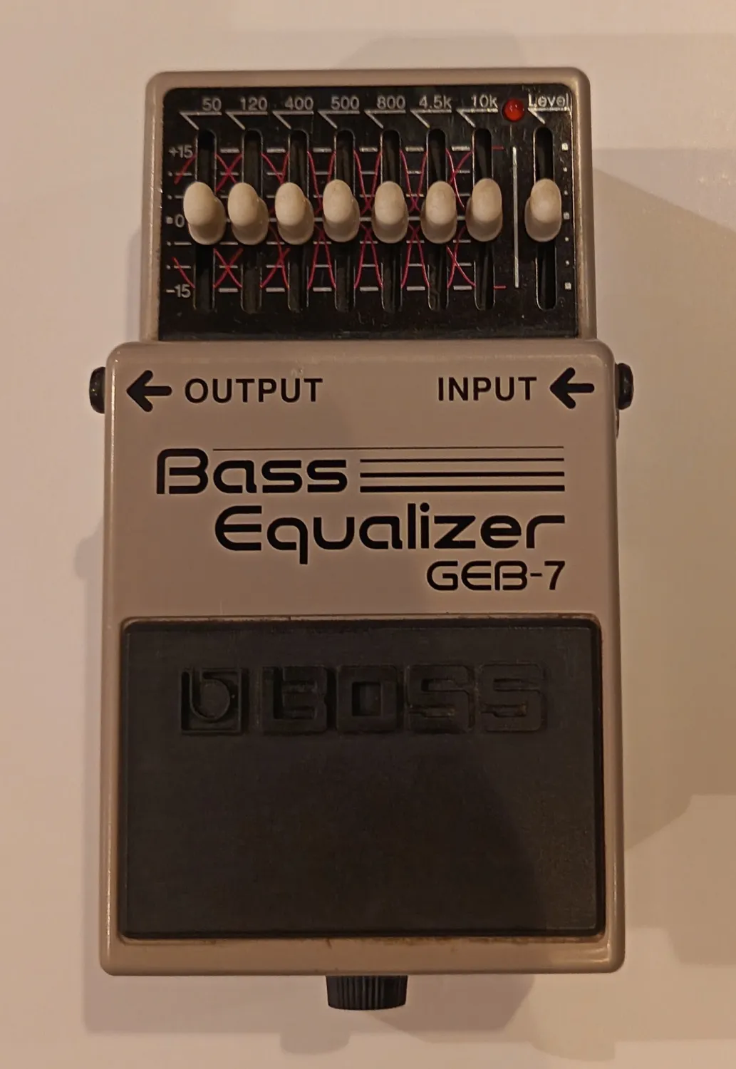 BOSS GEB-7 Basszus pedál