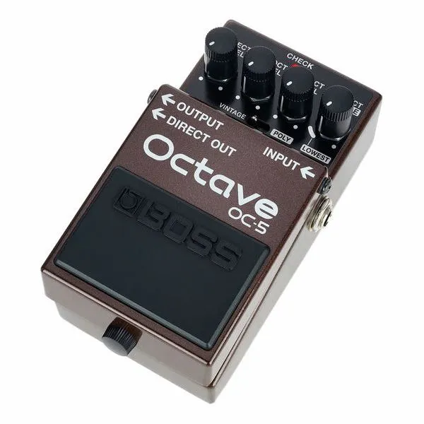 BOSS OC-3 Super Octave vagy OC-5 Octave Effect pedal