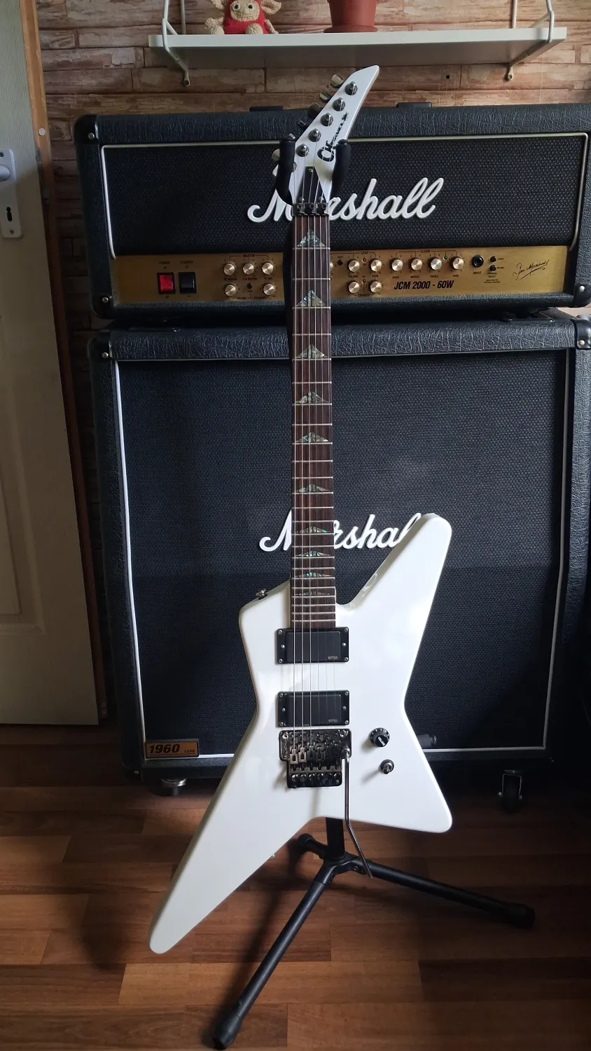 Charvel Star DST-1FR Elektrická gitara