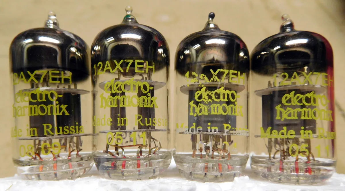 Electro Harmonix 12AX7ECC83 Elektroncső szett