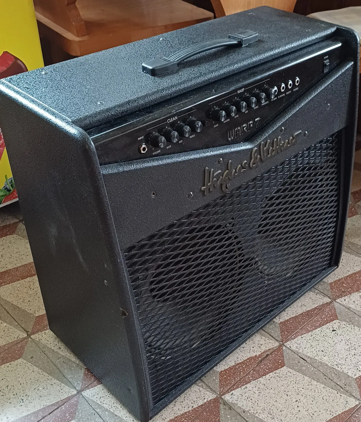 Hughes&Kettner Warp 7 Gitarrecombo