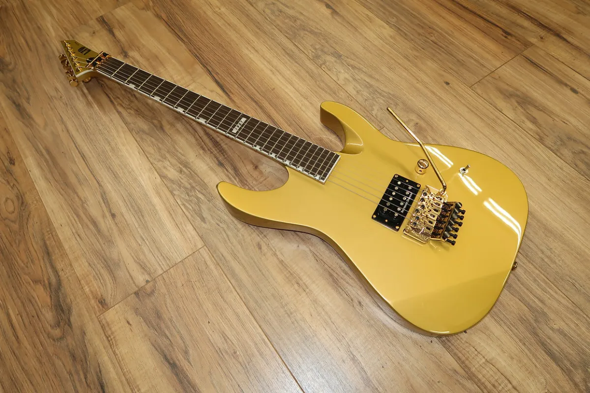 LTD MI Custom 87 gold Guitarra eléctrica