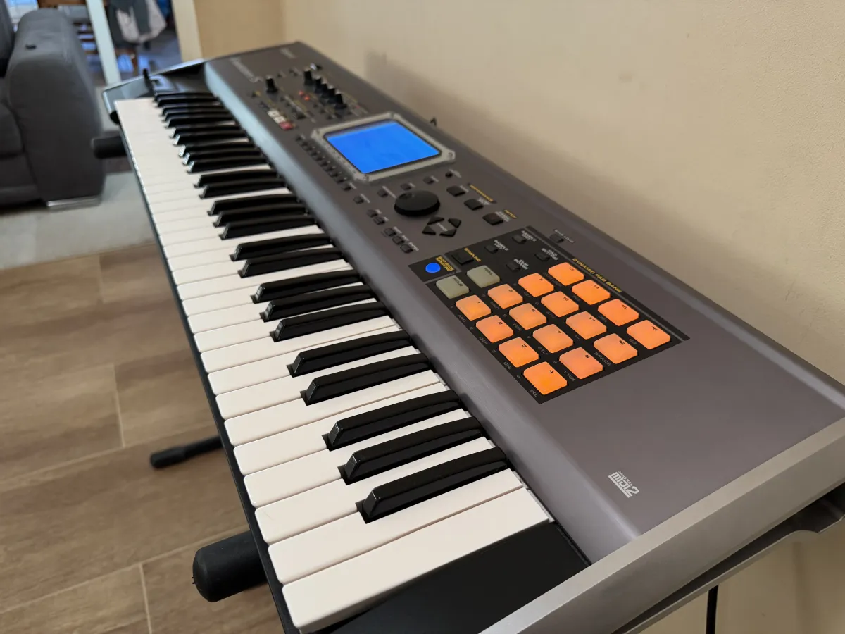 Roland Fantom S 61 Szintetizátor