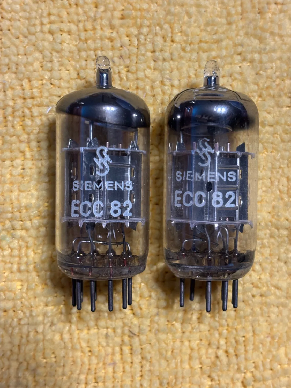 Siemens ECC82 12AU7 Silver Plate Elektronenröhre Set