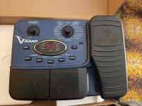 Behringer X V-AMP  LX1-X Multieffekt - Hidvégi Iringó [Ma, 21:36]