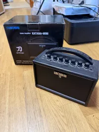 BOSS Katana Mini Fejhallgatós gitárerősítő - Gusztav [Ma, 09:43]