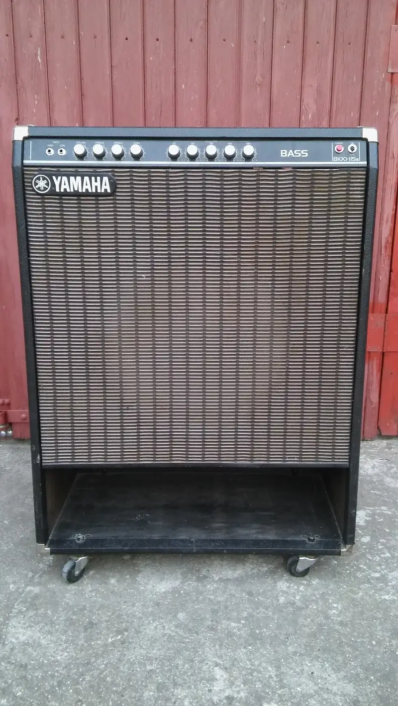 YAMAHA B100115II Bass guitar combo amp 75000 HUF eladó GS Fanatic