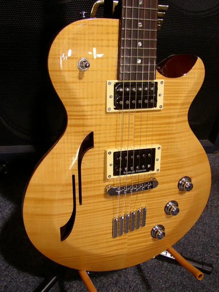 YAMAHA AES 620 HB Electric guitar 0 HUF eladó GS Fanatic