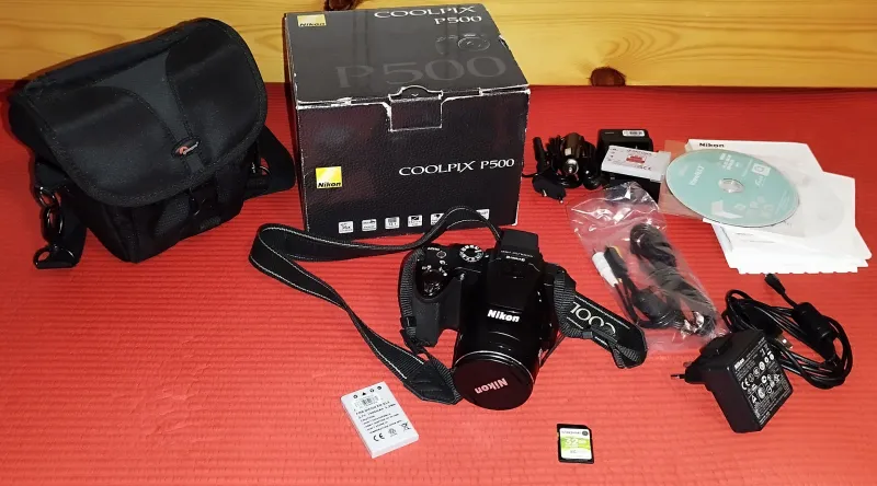 - NIKON Coolpix P500 fényképezőgépvideo kamera Videókamera