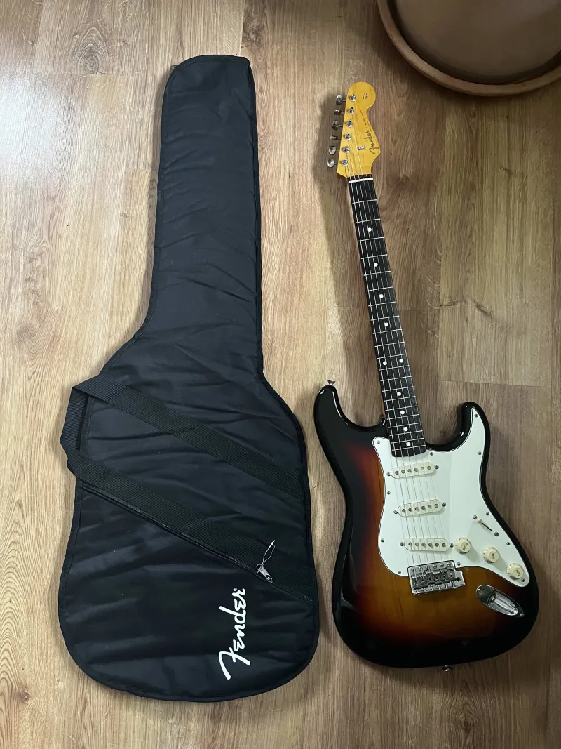 Fender Stratocaster Made in Japan 2017 Elektromos gitár
