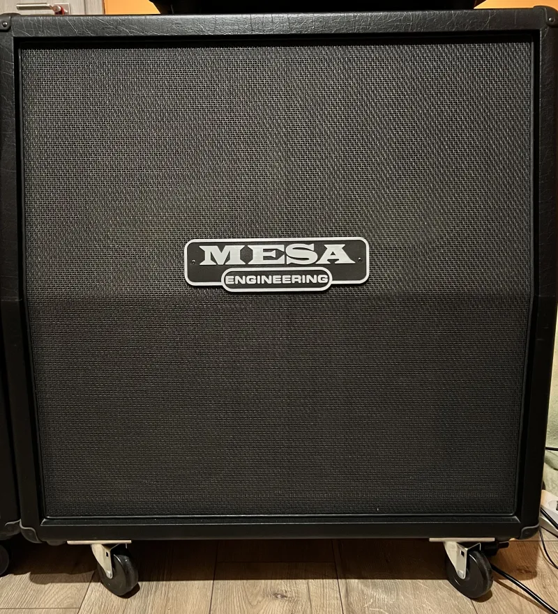 Mesa Boogie Traditional Slanted Guitar cabinet speaker