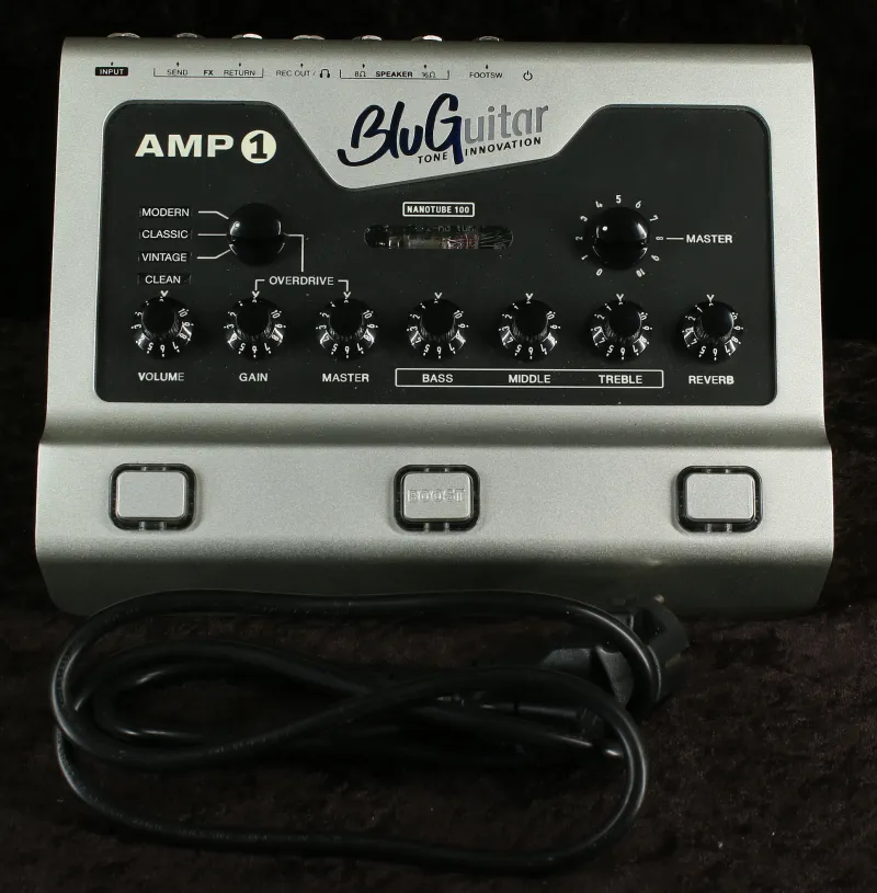 BluGuitar AMP 1 Silver Edition padló gitárerősítő fej Gitárerősítő-fej