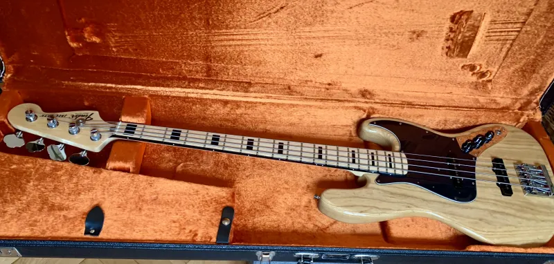 Fender American Vintage 75 Bass Gitarre