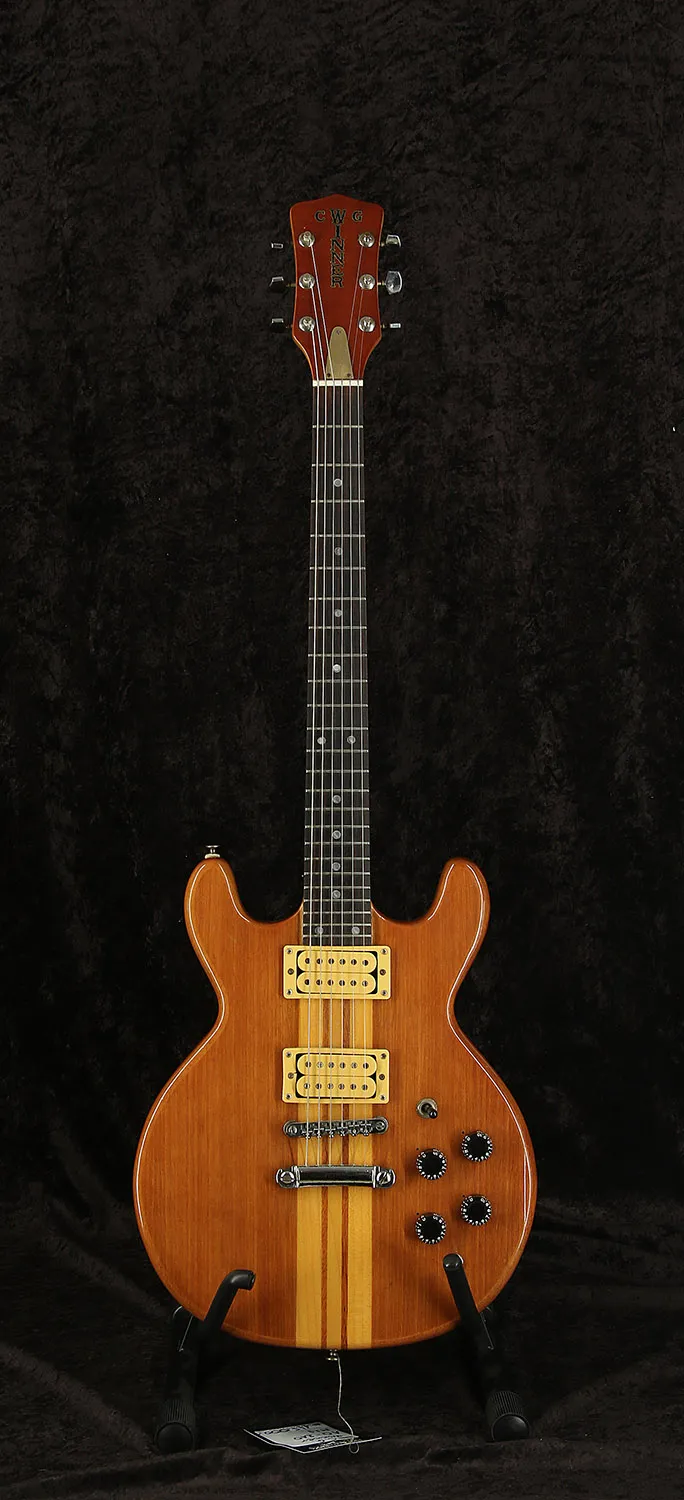 - C. G. Winner AO-210 MIJ Elektromos gitár