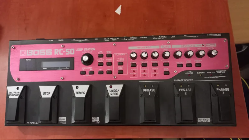 BOSS RC-50 Loop station