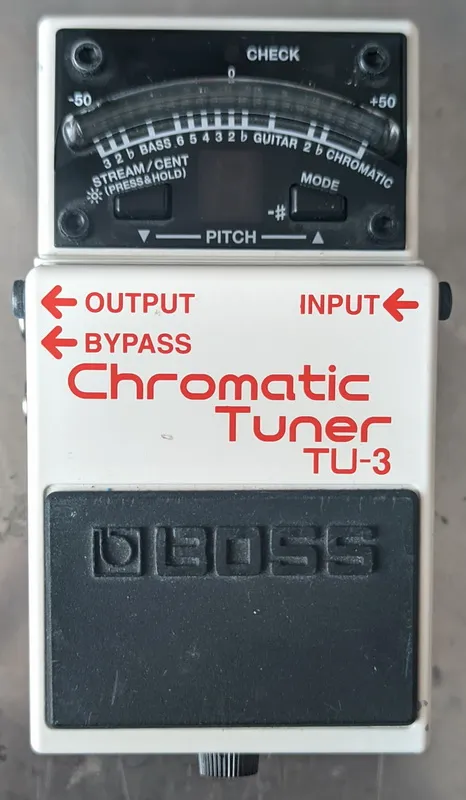 BOSS TU-3 Hangológép