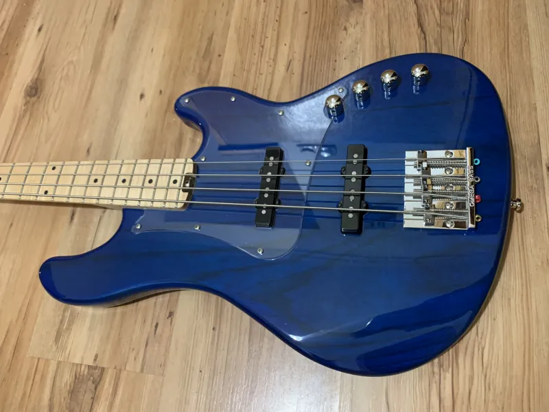 Cort Jazz bass Basszusgitár