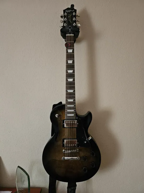 Epiphone Les Paul Studio Elektromos gitár