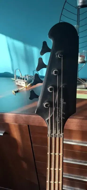 Epiphone Thunderbird Gothic Basszusgitár