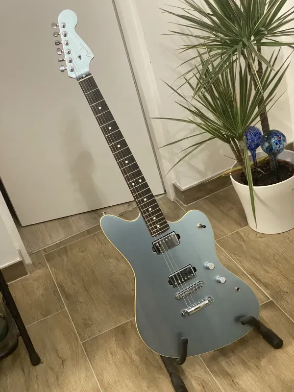 Fender Modern Jazzmaster MIJ Elektromos gitár