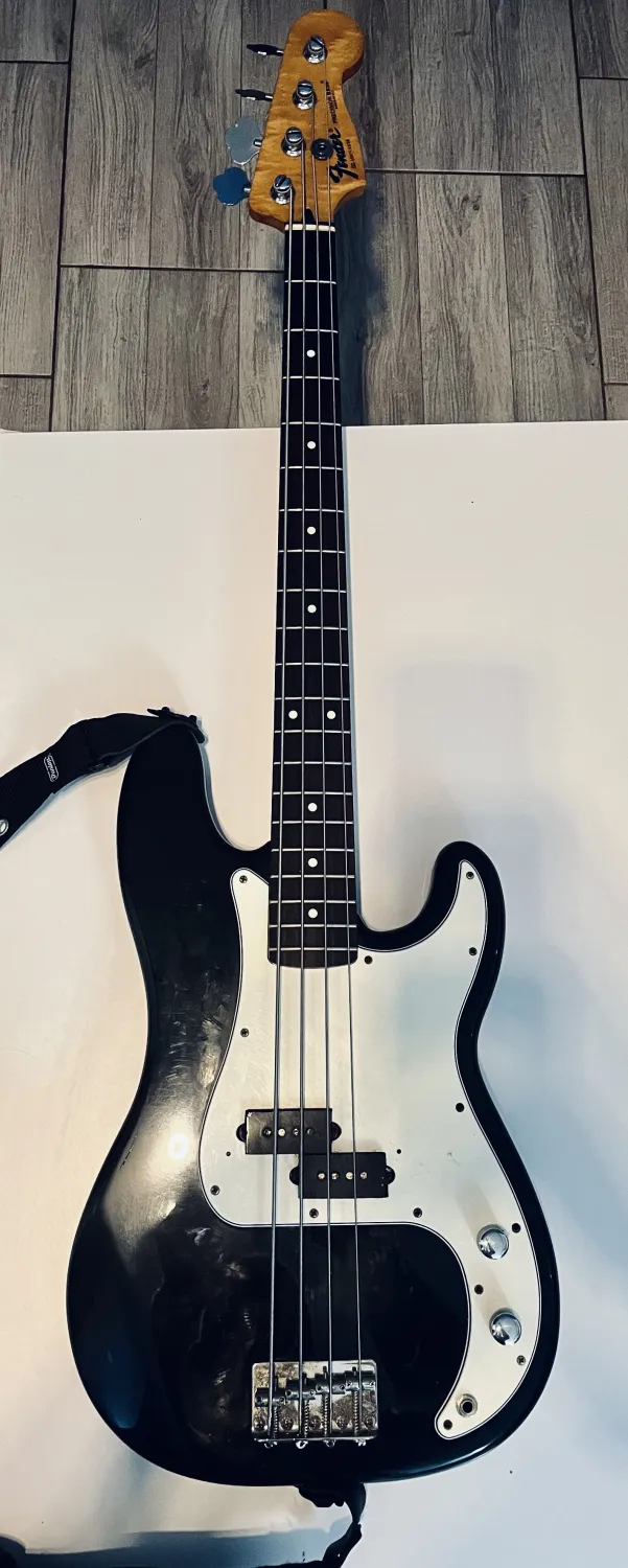 Fender Precision Bass MNM 1995 Basszusgitár