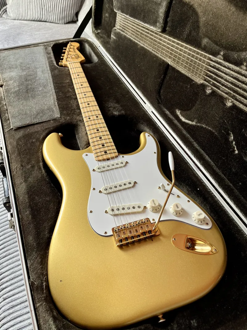 Fender Stratocaster Gold on Gold Limited Edition 1981 Elektromos gitár