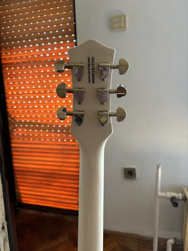 GRETSCH G2210 Elektromos gitár