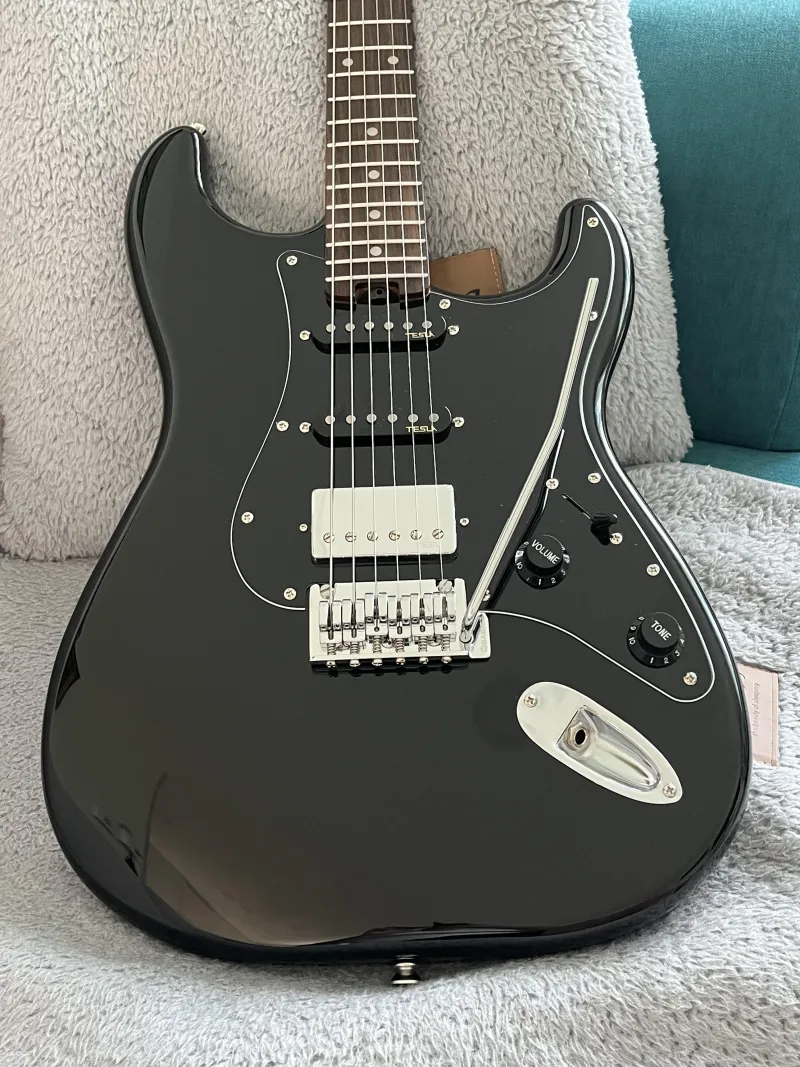 Harley Benton ST-Modern Plus HSS BK Elektromos gitár