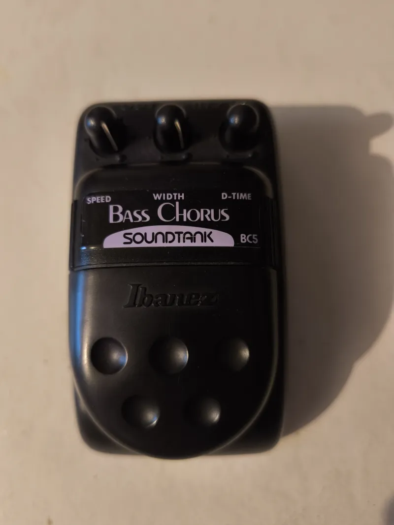 Ibanez Bass Chorus Effekt pedál