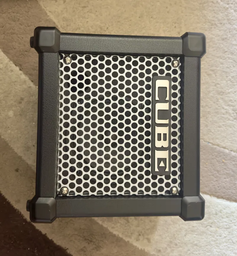 Roland Micro Cube GX Gitárkombó