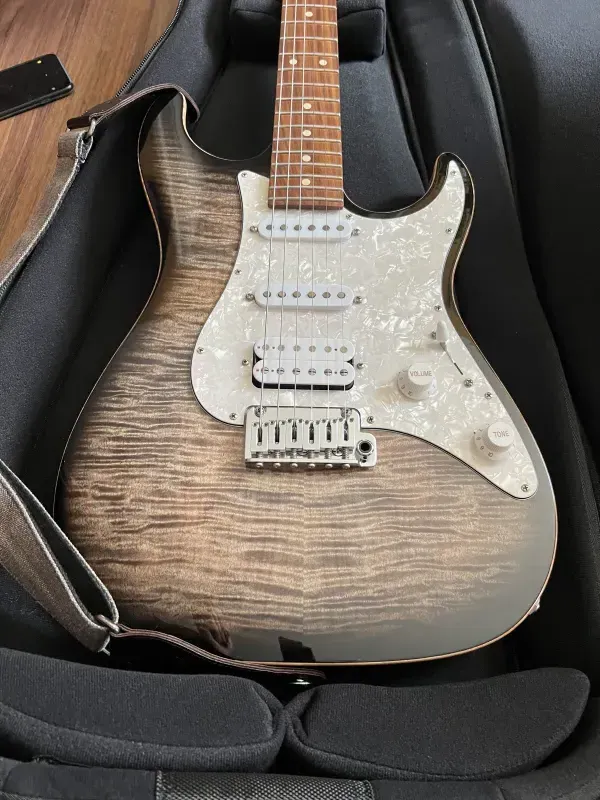 Suhr Standard Plus Elektromos gitár