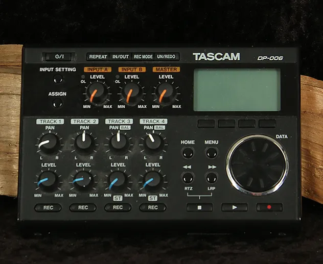 Tascam DP-006 Recorder