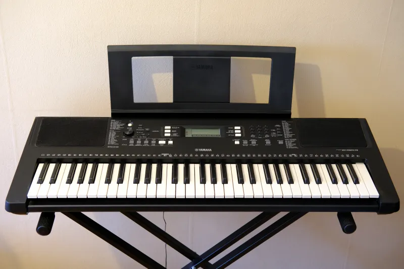 YAMAHA PSR-E363 Szintetizátor