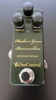 - BJF One Control Bass Distorsion pedal