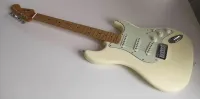 - Köves HandMade Stratocaster Elektromos gitár - instrument07 [Tegnap, 20:12]