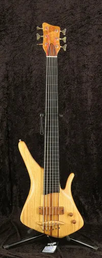 - SeDa 6 húros Fretless