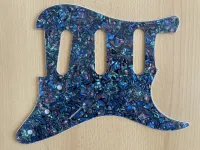 - Stratocaster Pickguard - Tina [Day before yesterday, 8:36 am]