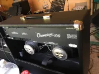 Fender Champion 100 Gitárkombó