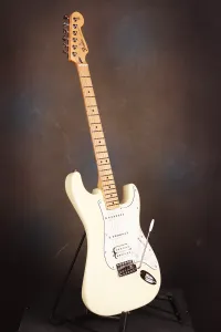 Fender Stratocaster Elektromos gitár