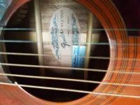 Fender La Brea Elektroakusztikus gitár