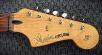 Fender Deluxe Series Cyclone 2006 MIM Electric guitar