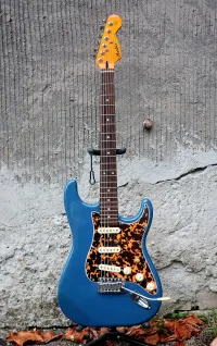 Egyedi készítésű Stratocaster
