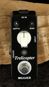 Mooer Trelicopter tremolo Effect pedal - Vintage52 Hangszerbolt és szerviz [June 15, 2024, 11:47 am]