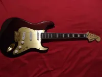 Squier 40th Strat Gold Edition RRM