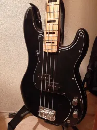 Squier Classic Vibe Bass