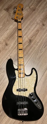 Squier CV 70s jazz bass