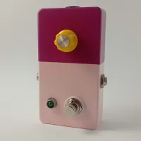 Egyedi készítésű Modern oktáv fuzz pedál Effect pedal - Madi32 [June 7, 2024, 3:08 pm]