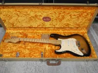 Fender 50th Anniversary American Deluxe Stratocaster Balkezes elektromos gitár - Apagyi László [2024.05.08. 07:36]