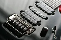 Ibanez Ibanez RG1570 Prestige guitar keménytokjával Elektromos gitár - R o l l y [Tegnapelőtt, 20:03]
