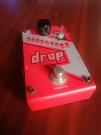 Digitech Drop Tune Pedál - Doktor Mbovo [2024.03.26. 10:19]